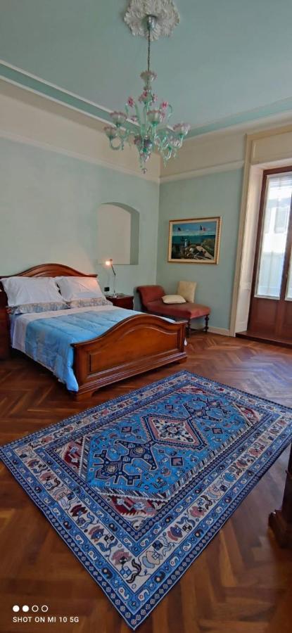 Вилла Residenza Porta Brescia Пескьера-дель-Гарда Экстерьер фото