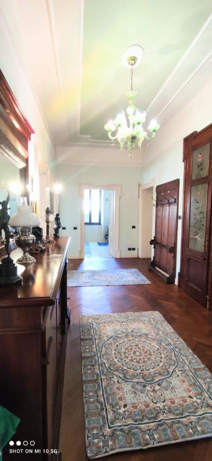 Вилла Residenza Porta Brescia Пескьера-дель-Гарда Экстерьер фото