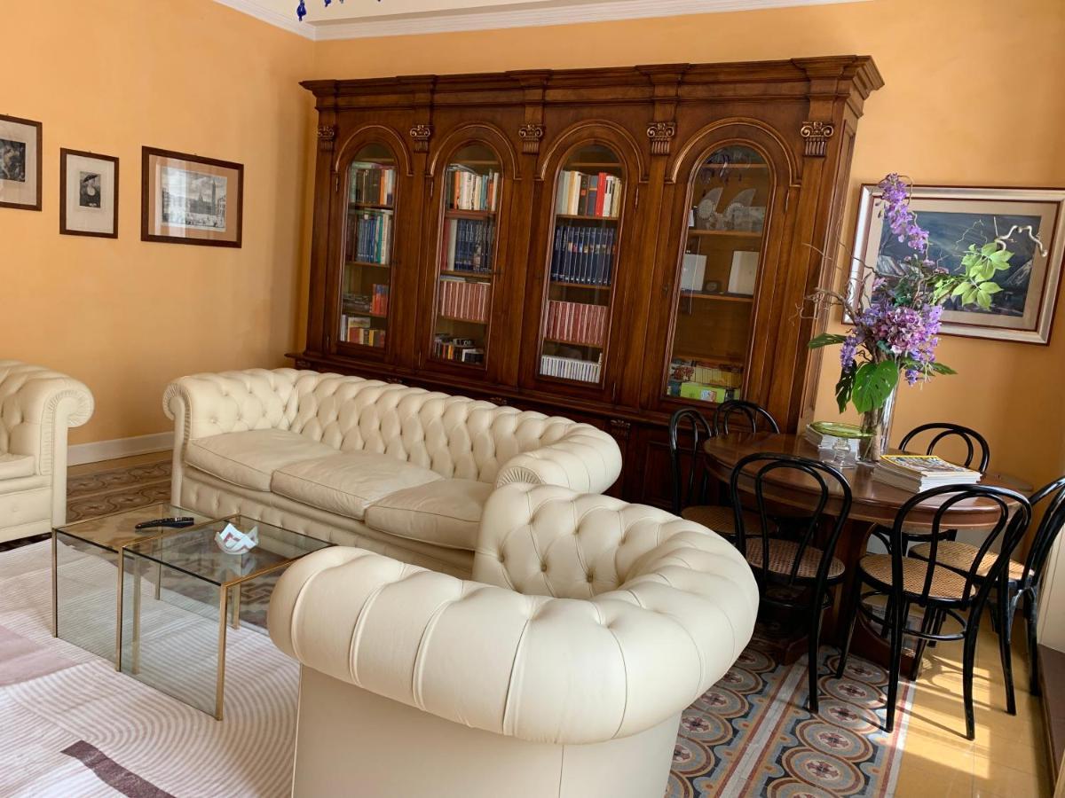 Вилла Residenza Porta Brescia Пескьера-дель-Гарда Экстерьер фото