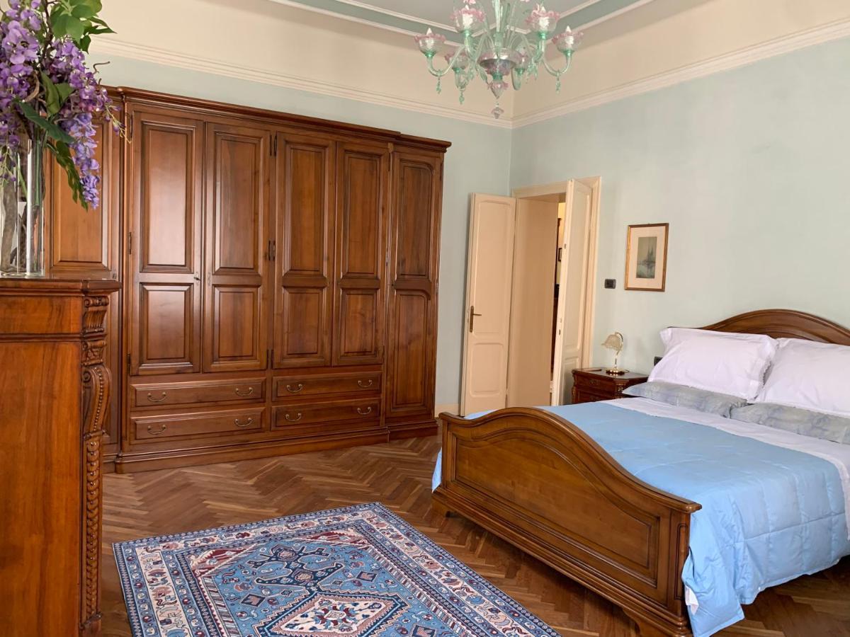 Вилла Residenza Porta Brescia Пескьера-дель-Гарда Экстерьер фото