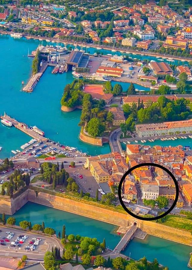 Вилла Residenza Porta Brescia Пескьера-дель-Гарда Экстерьер фото
